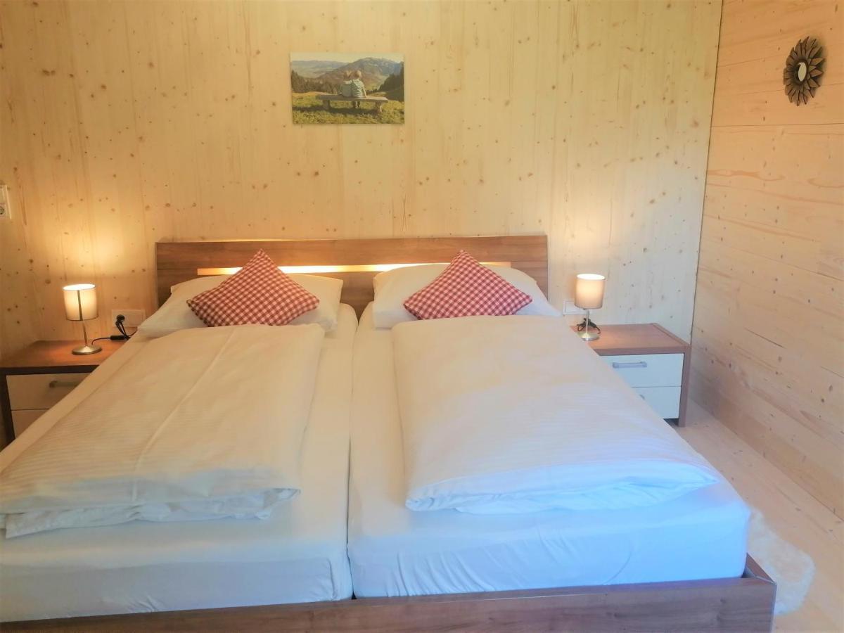 שוורצנברג אים ברגנצרוואלד Ferienwohnung Brittenberg Alpaka מראה חיצוני תמונה